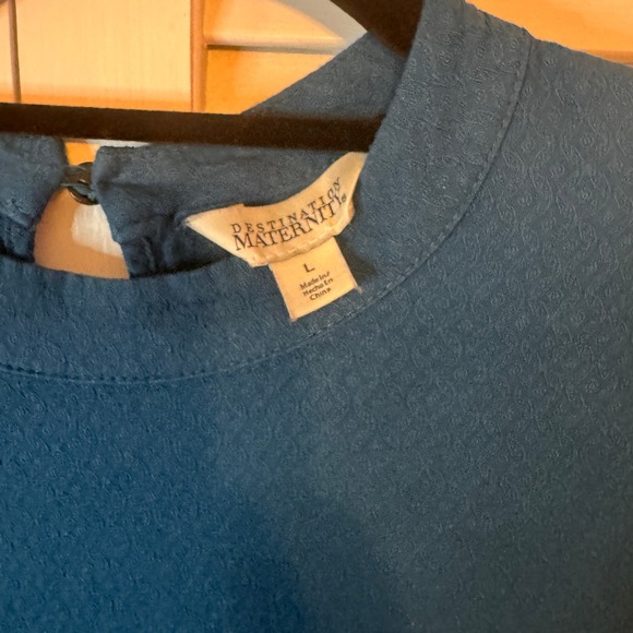 DESTINATION MATERNITY Womens Tiered Teal Tunic Top SZ L - Picture 2 of 3